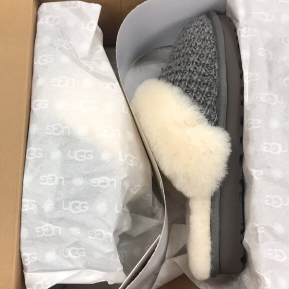 UGG Women's Cozy Slipper - Picture 5 of 5